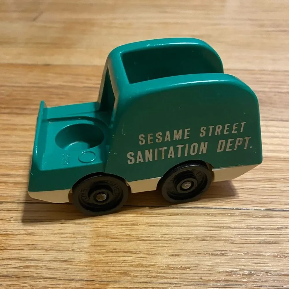 Vintage Sesame Street Sanitation Dept. Toy Truck Fisher Price Little People